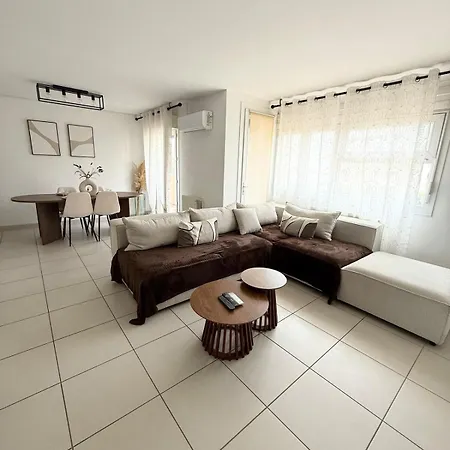 Le Tilleul F2 Cosy Proche Centre Διαμέρισμα *